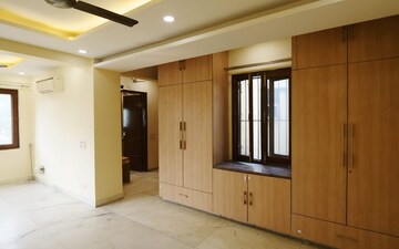 6+ BHK Independent House For Sale in Sector 11