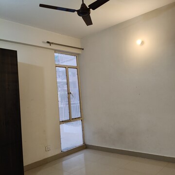 Master Bedroom in 2 BHK Apartment at Suncity Avenue 102, Sector 102 – for Rent