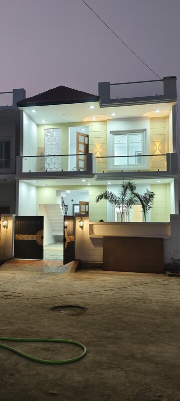 3 BHK Villa For Sale in Mati