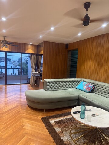 Living Room in 3 BHK Apartment at Satellite – for Rent