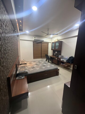 Master Bedroom in 3 BHK Apartment at Satellite – for Rent