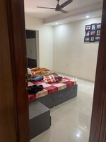 4 BHK 300 Sq.Yd. Builder Floor in Sector 75