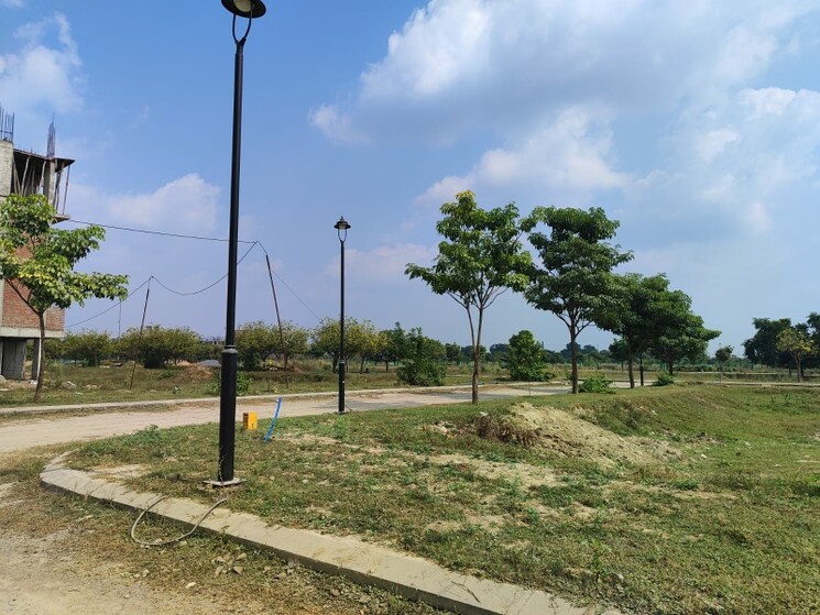 Garden, omaxe-metro-city  1748 Sq.Ft. Plot In Kalli Paschim Lucknow 8480122