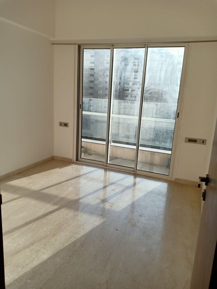 Master Bedroom, shree-vaishno-neelkanth-apartment 3 Bedroom 900 Sq.Ft. Apartment In Malad East Mumbai 8480150