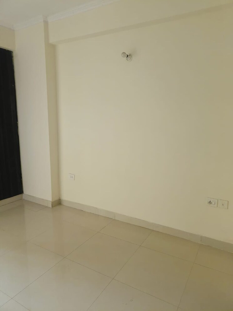 Master Bedroom, maxblis-grand-kingston 1 Bedroom 615 Sq.Ft. Apartment In Sector 75 Noida 8480162