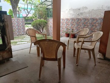 Swimming Pool in 3 BHK Apartment at Varun Enclave, Sector 28 – for Sale