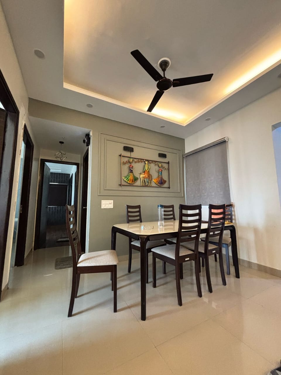 2.5 BHK + Servant Room Apartment For Sale in Trident Embassy Reso