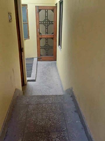  2 BHK Villa at Aliganj – for Rent