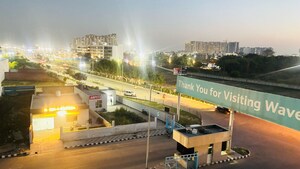  Shop – Exterior View View at SKA Arcadia, Wave City - for Sale