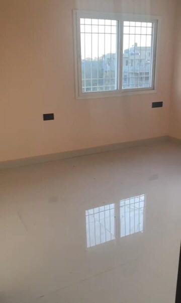 Room in 3 BHK Apartment at Puri The Pranayam, Sector 82 – for Rent