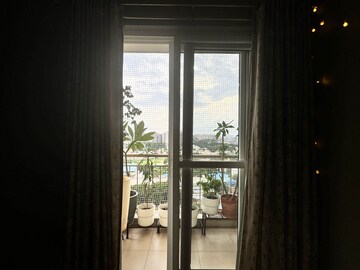 Room in 3 BHK Apartment at Mahindra Windchimes, Bannerghatta Road – for Rent