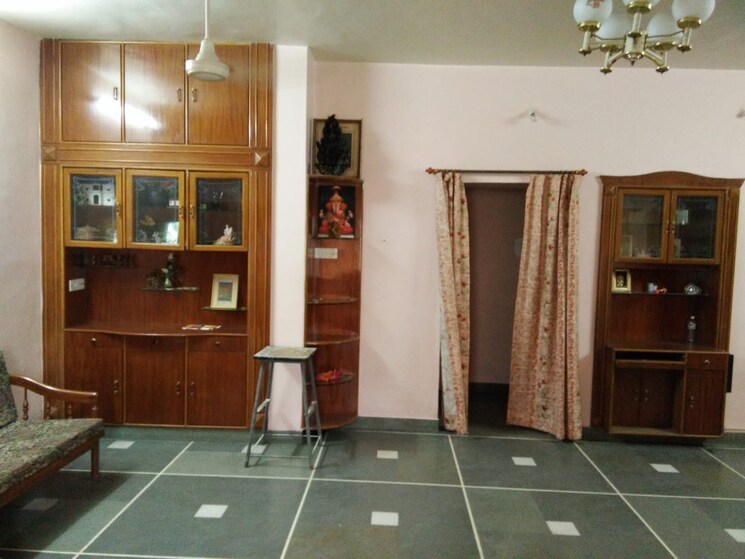 Room, karve nagar 1 Bedroom 500 Sq.Ft. Villa In Karve Nagar Pune 8480328