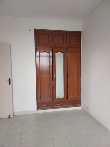 Master Bedroom in 3 BHK Builder Floor at Ardee City, Sector 52 – for Sale