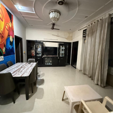 Building Lobby in 3.5 BHK Villa at Sector 21 – for Rent