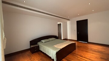 Bedroom in 5 BHK Villa at Prestige Golfshire, Nandi Hills – for Rent