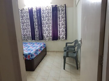 Bedroom in 2 BHK Apartment at Velentine Tower, Goregaon East – for Rent