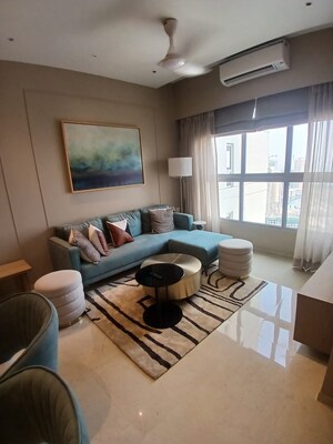 Master Bedroom in 2 BHK Apartment at Hiranandani Meadows, Manpada – for Sale