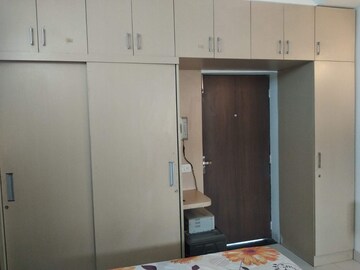 Room in 1 RK Apartment at Vatika City, Sector 49 – for Rent