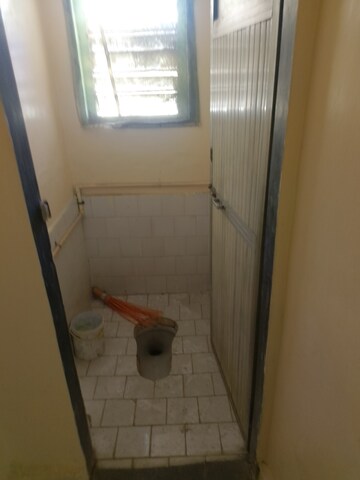 Bathroom in 1 BHK Apartment at Chinar CHS Kalwa, Kalwa – for Rent