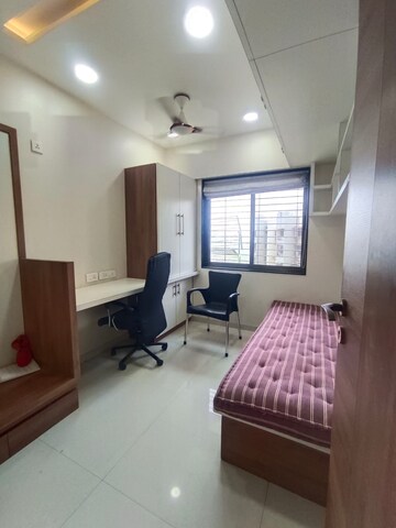 Bedroom in 3 BHK Apartment at Dhokali – for Rent