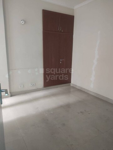Room in 2 BHK Apartment at Sector 1 Greater Noida – for Rent