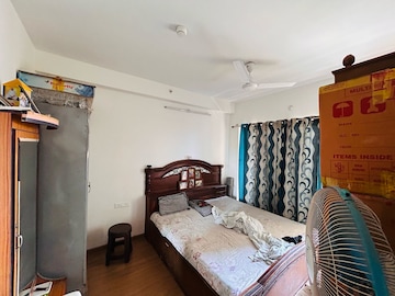 Bedroom in 2 BHK Apartment at Amanora Adreno Towers, Hadapsar – for Rent