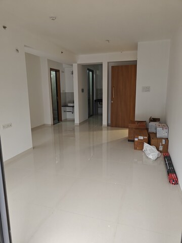 Room in 2 BHK Apartment at Majestique Signature Towers, Balewadi – for Rent
