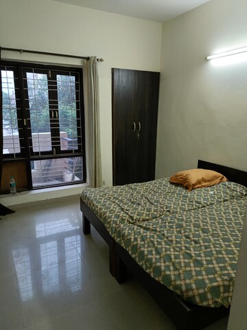 Bedroom in 2.5 BHK Builder Floor at SS The Lilac, Sector 49 – for Rent
