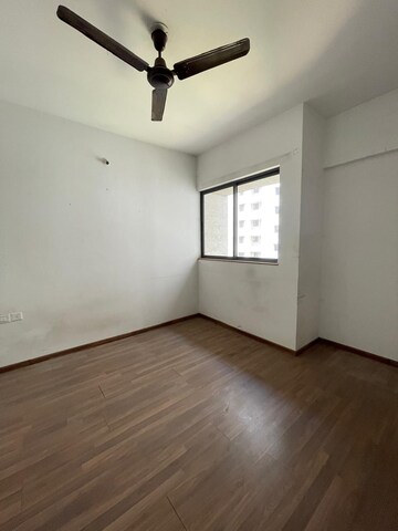 Room in 1 BHK Apartment at Lodha Palava Downtown Dombivli East, Dombivli East – for Rent