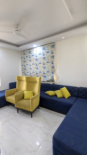 Living Room in 4 BHK Apartment at Faridabad Central – for Sale