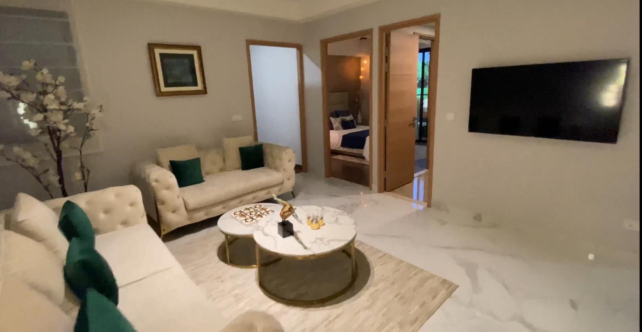 3.5 BHK + Study Room 2018 Sq.Ft. Apartment in M3M Skywalk