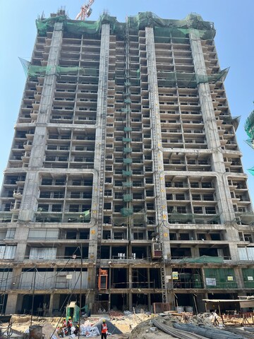 Living Room in 3.5 BHK Apartment at Smart World 113, Sector 113 – for Sale