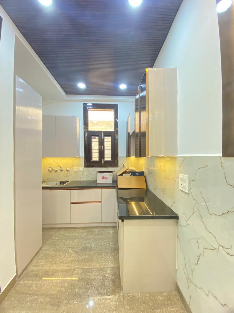 Kitchen, omaxe-park-plaza 3 Bedroom 1600 Sq.Ft. Builder Floor In Shakti Khand 2 Ghaziabad 8480763