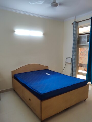 Bedroom in 3 BHK Apartment at Ansal Sushant Estate, Sector 52 – for Rent