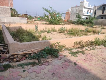  Plot For Sale in Sector 142