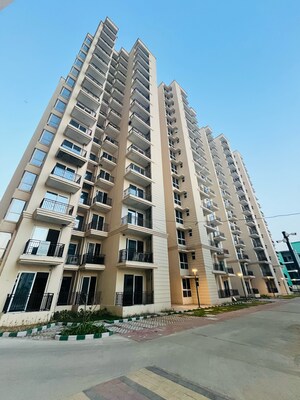 2 BHK Apartment For Sale in Signature Global Prime, Sector 63a
