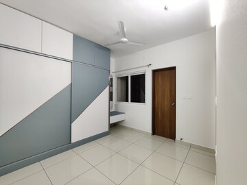 Room in 2 BHK Apartment at Prestige Finsbury Park Hyde, Bagaluru  – for Rent