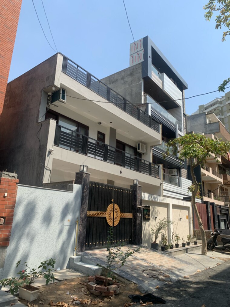 Living Room, sds-nri-residency  187 Sq.Mt. Plot In Sector 45 Noida 8480968