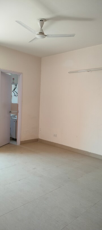 Master Bedroom in 3 BHK Apartment at Emaar Emerald Floors Premier, Sector 65 – for Rent