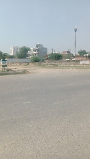  Plot For Sale in Ansal Sushant Golf city, Sushant Golf City