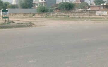 Plot For Sale in Ansal Sushant Golf city, Sushant Golf City