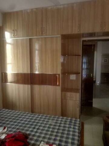 Room in 2 BHK Apartment at Ninex RMG Residency, Sector 37c – for Rent