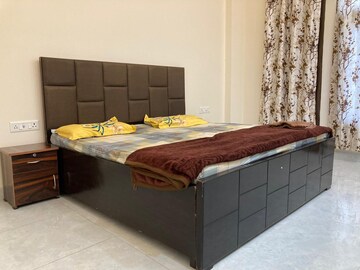 Bedroom in 3 BHK Builder Floor at Sushant Lok 3, Sector 57 – for Rent
