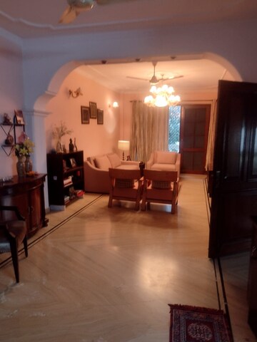 Master Bedroom in 3 BHK Builder Floor at Sector 25 – for Sale