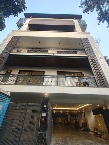 3 BHK Builder Floor For Sale in Sector 25