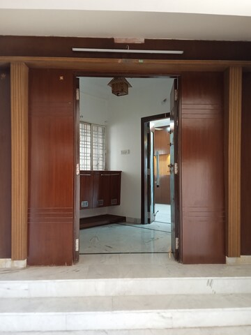 Furnished Amenities in 4 BHK Apartment at Vora Towers, Yousufguda – for Sale