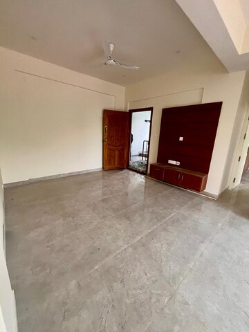 Room in 2 BHK Apartment at New Thippasandra – for Rent