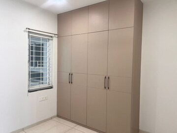Room in 3 BHK Apartment at Jayabheri The Summit, Narsingi – for Rent