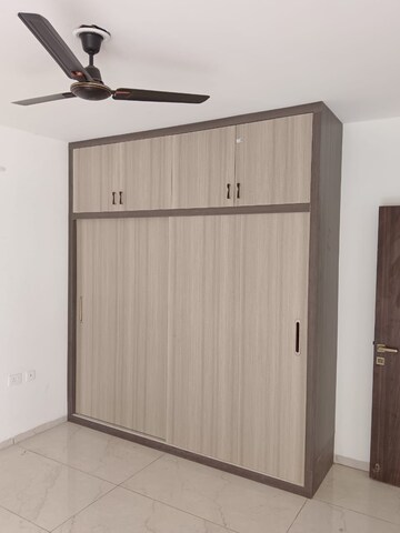 3.5 BHK Apartment For Rent in Rishita Manhattan, Gomti Nagar