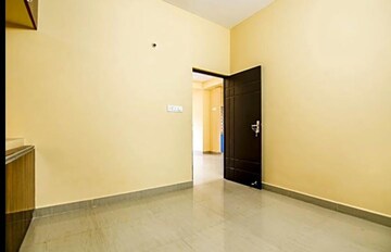 Room in 2 BHK Apartment at Adityapur – for Sale